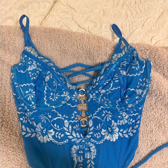 Outcast Two-Piece Set - Picture 5 of 6